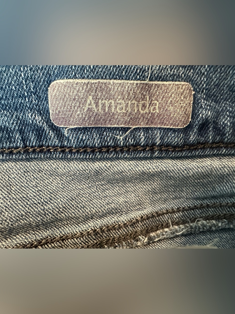 Gloria Vanderbilt Women's Amanda Jeans Size 12 - Picture 5 of 6